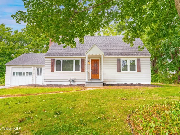 24 Jacob Street, Ballston Lake, NY 12019