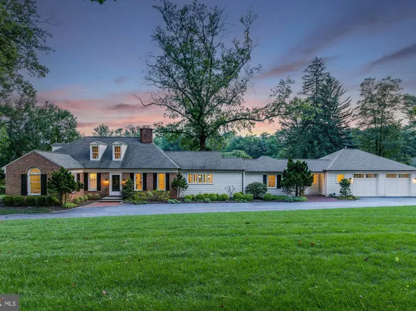 3117 W Golf Course Rd, Owings Mills, MD 21117