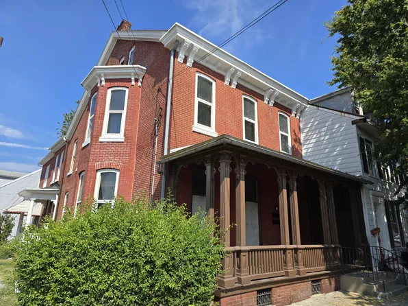 1017 Chestnut St #1, Lebanon, PA 17042