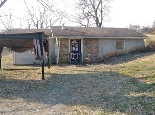 27 Hauseman Rd, Boyertown, PA 19512