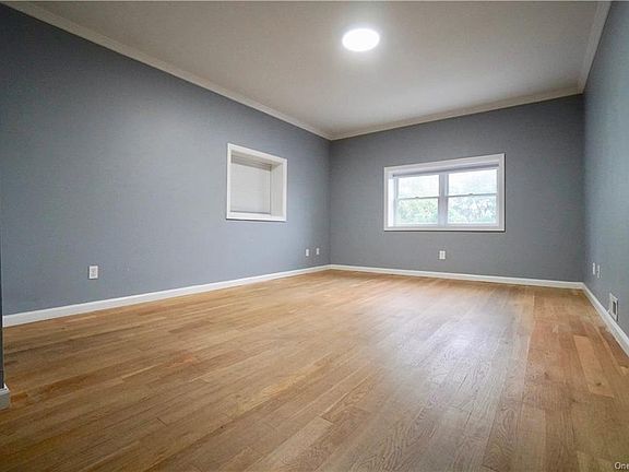 4th image of 139 Frederic St #Ba