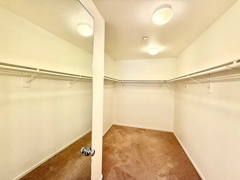 4061 Hemingway Cmn — Photo 16