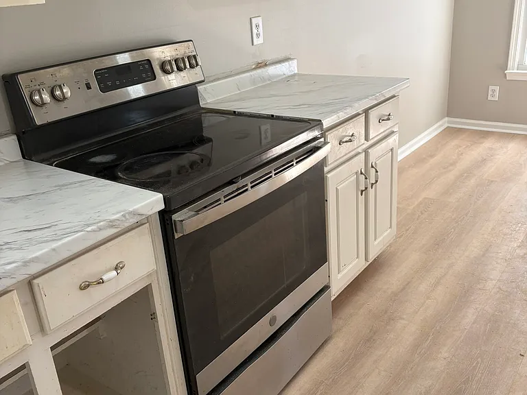2700 Fort Daniels Dr — Photo 16