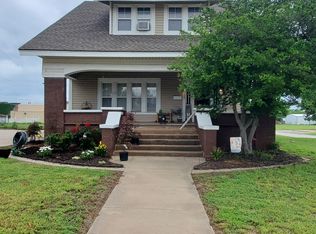 122 S Broadway St, Marlow, OK 73055
