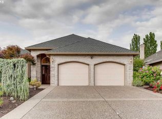 15837 NW Saint Andrews Dr, Portland, OR 97229