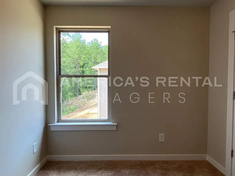 1385 Brookhaven Dr — Photo 12
