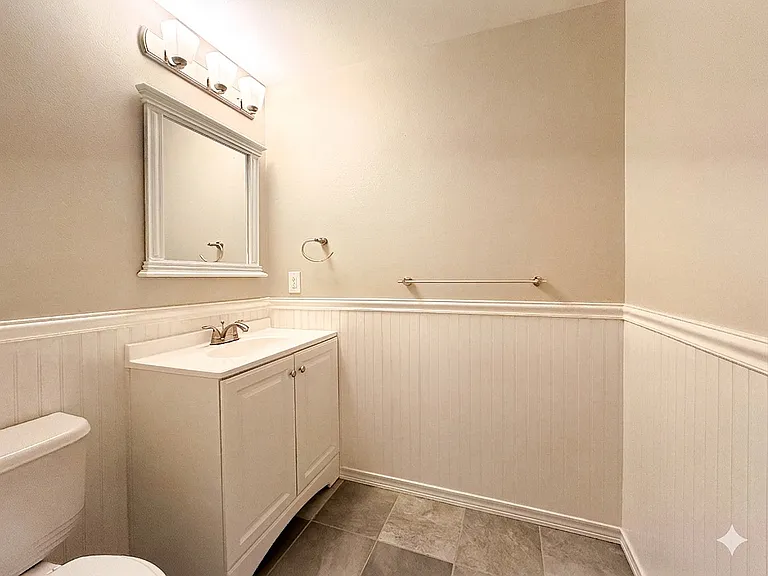 23512 NE 19th Dr — Photo 13