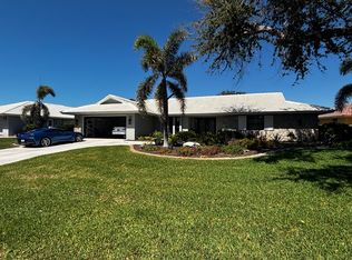 1527 Southbay Dr, Osprey, FL 34229