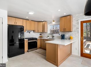 1247 Lower Ferry Rd, Ewing, NJ 08618