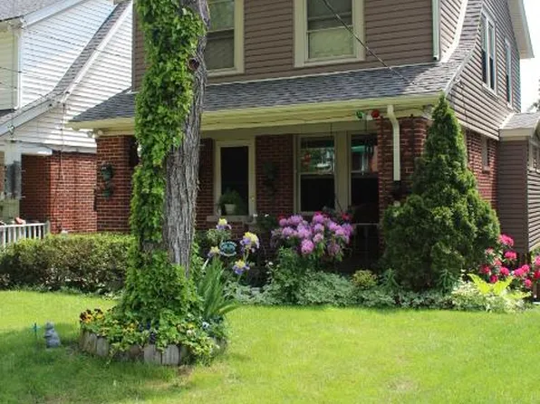 1004 Winterton St, Pittsburgh, PA 15206