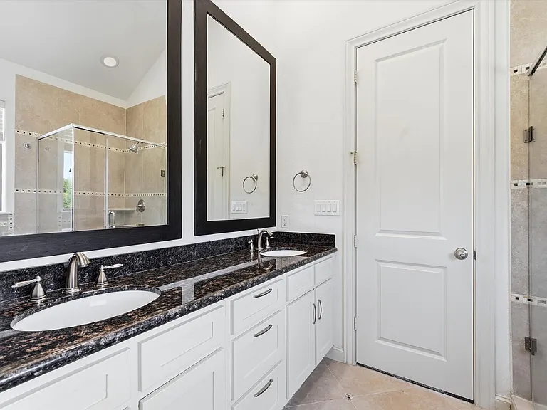 2305 Bastrop St #A — Photo 26