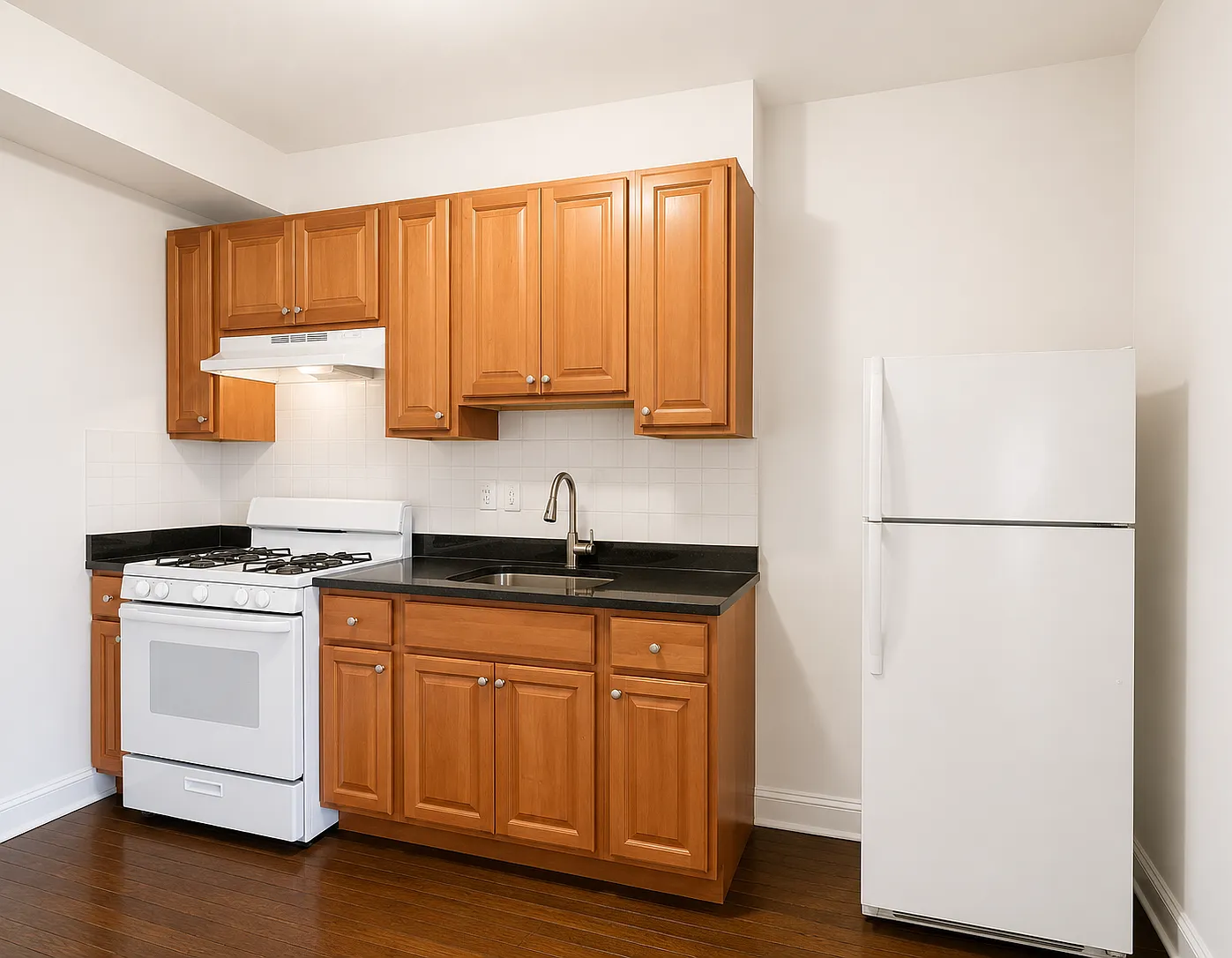 2 bed, 9999 sqft, $2,150 — Photo 3