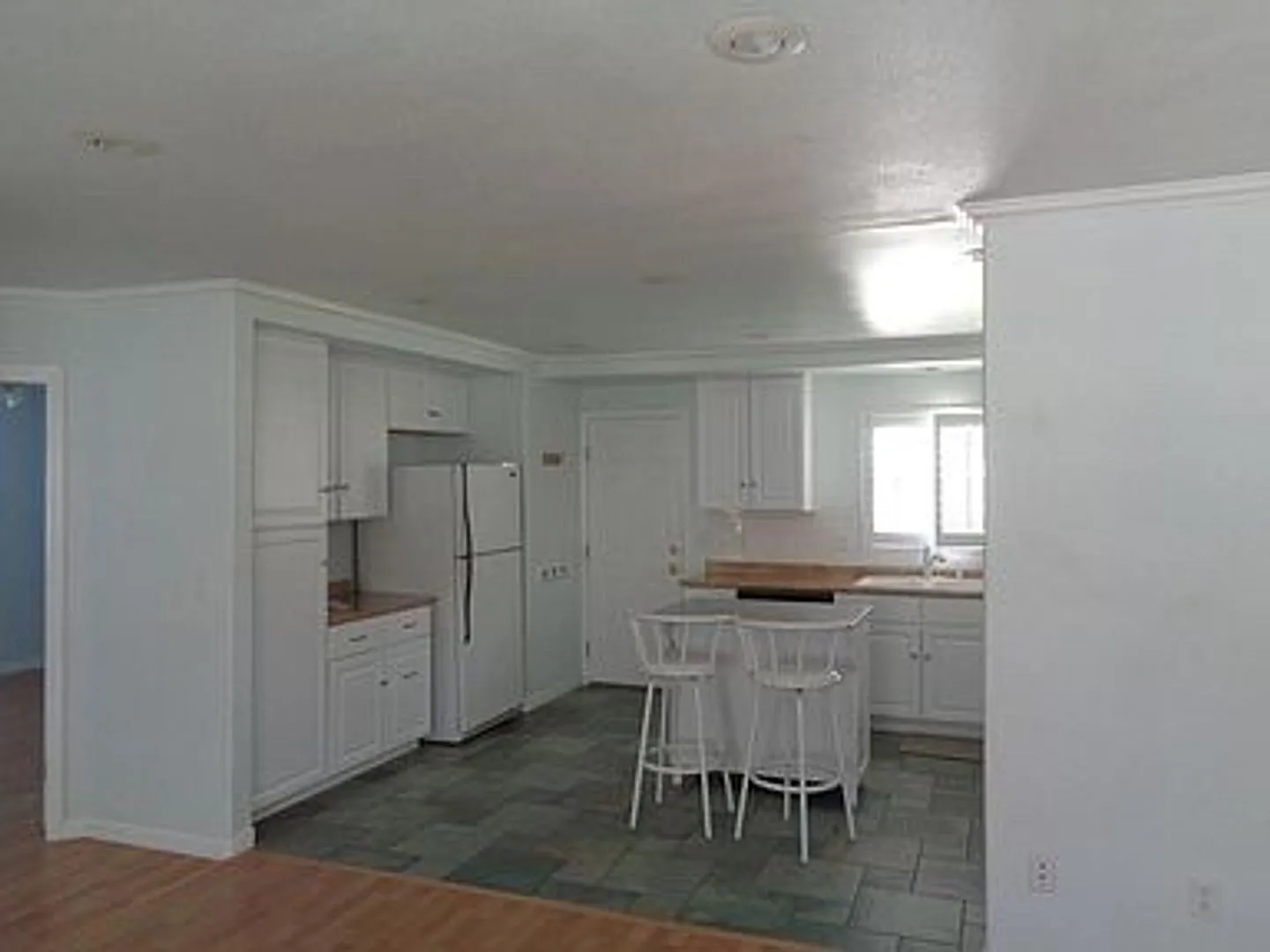 Beautiful 4 + 3 single story Dutch Haven home in Newbury Park - 4 Month Lease, the home will be s... — Photo 3