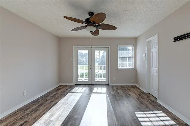 152 Marina Dr — Photo 10