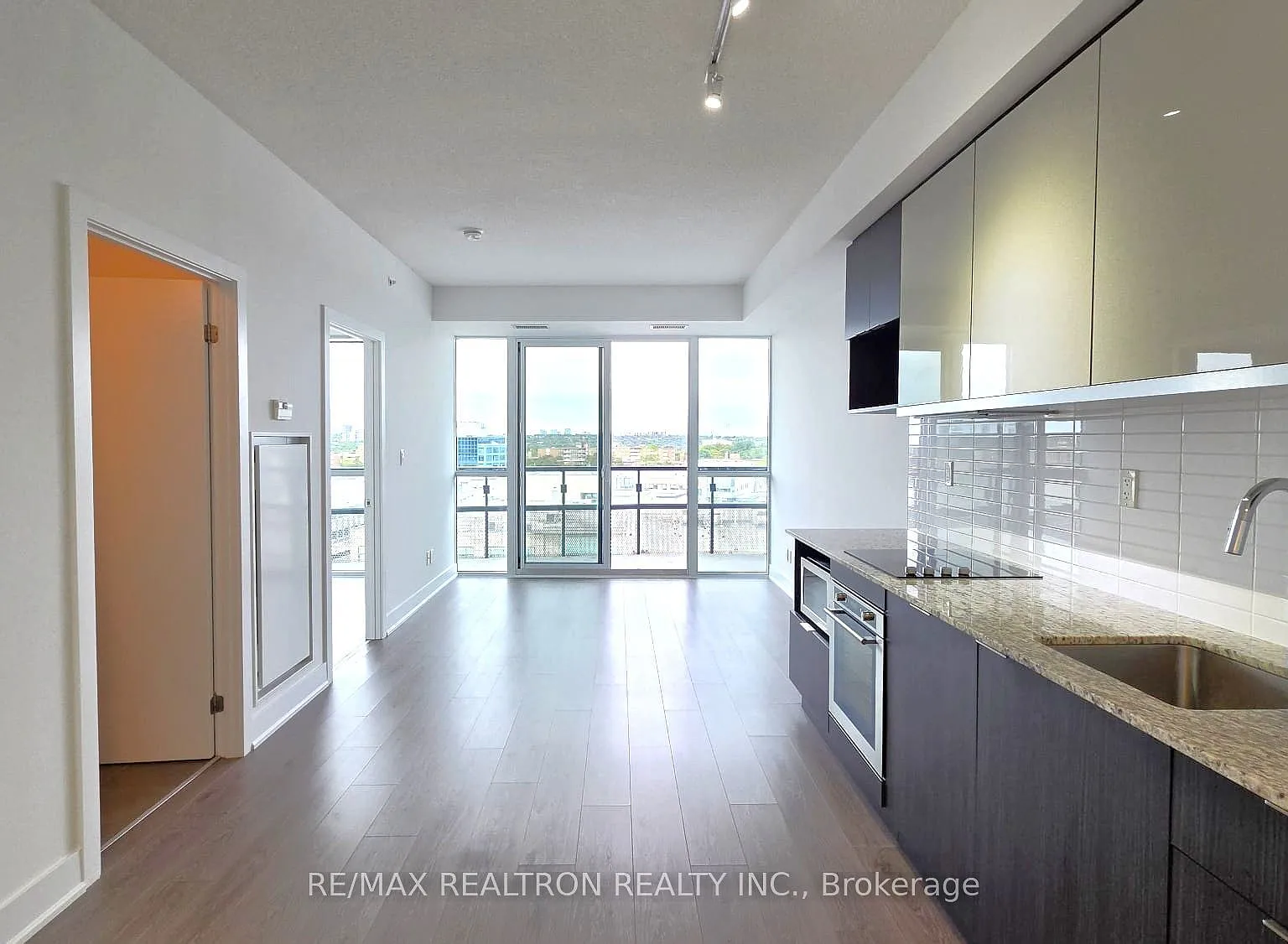 1 bed, $2,200 — Photo 3