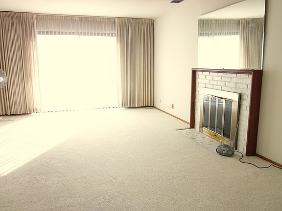 5th image of 5420 Fernwood Way