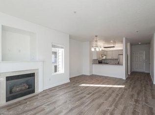 606 S Nevada St APT F, Portland, OR 97219