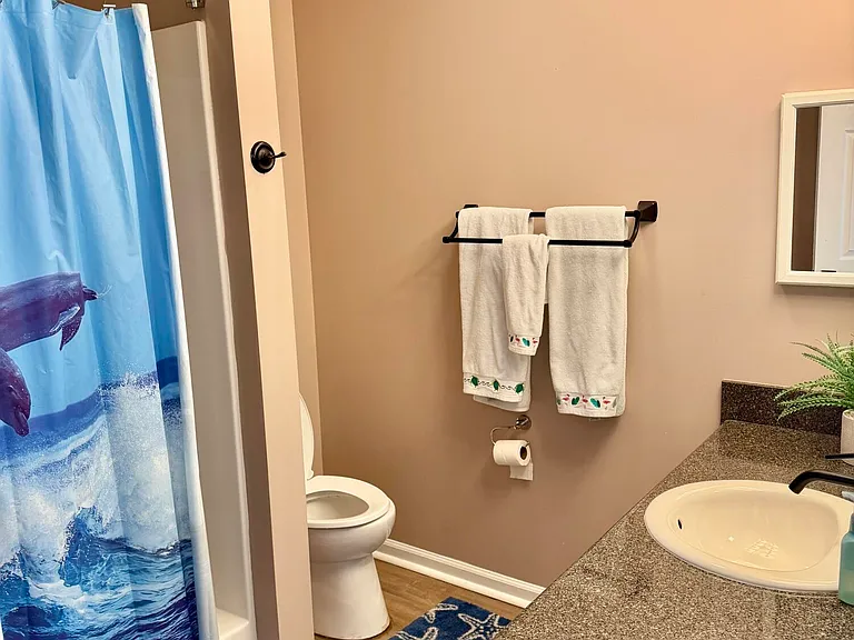 11710 Seashore Ln — Photo 18