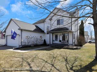 780 Winding River Dr, Williamston, MI 48895