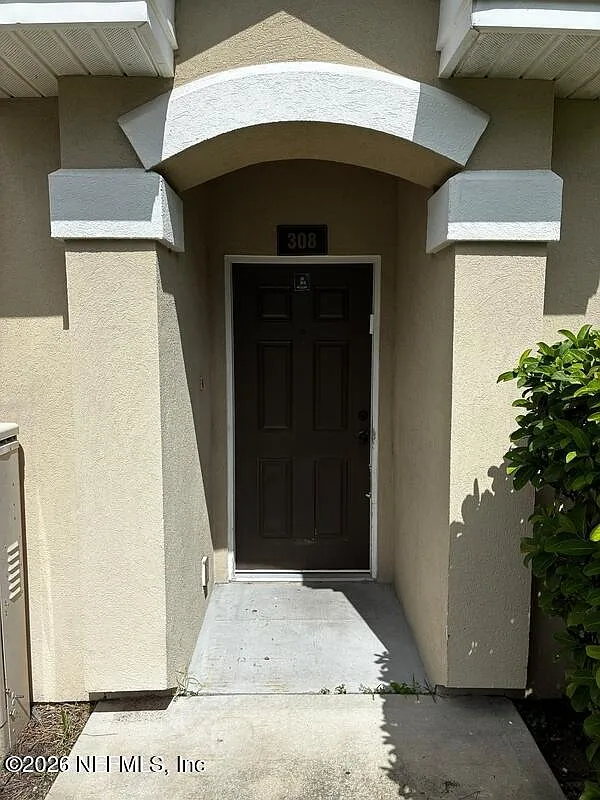 3 bed, 2.0 bath, 1656 sqft, $1,600 — Photo 2