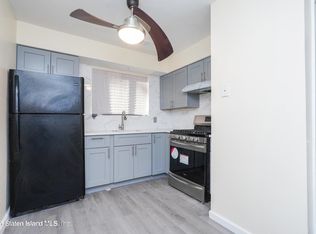 109 Elm St, Staten Island, NY 10310