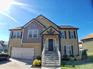 2342 Button Dr, Clarksville, TN 37040