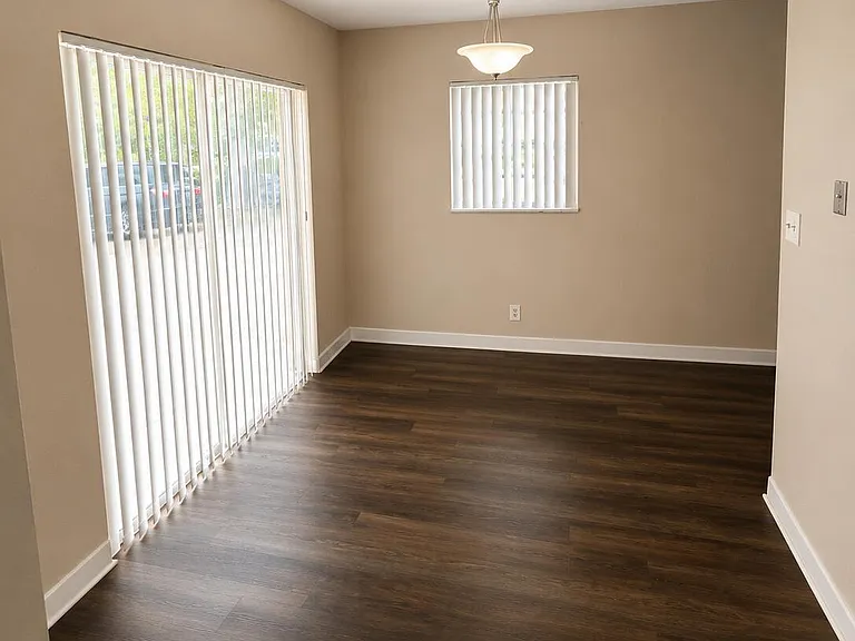 4125 Woodside Dr #2 — Photo 8
