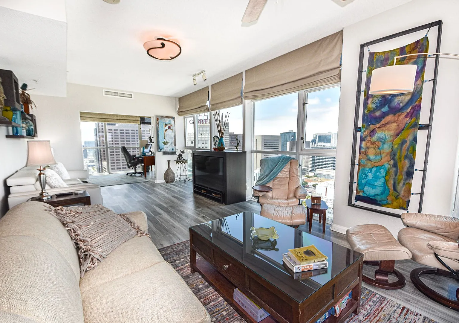 850 Beech Street Unit #1904 — Photo 4