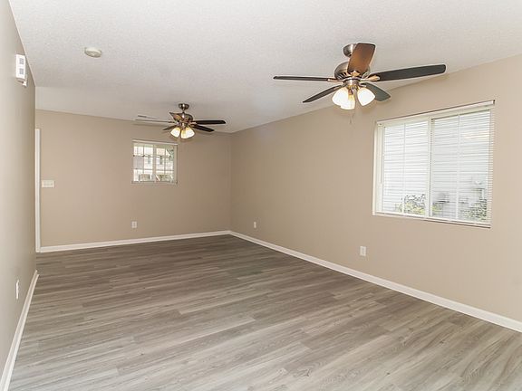 5th image of 5014 Emberly Dr