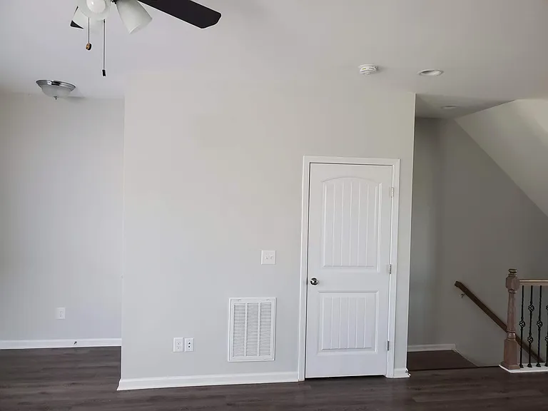 6509 Perry Creek Rd — Photo 4