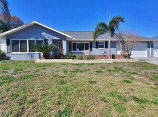 1018 Dumont Dr, Dunedin, FL 34698