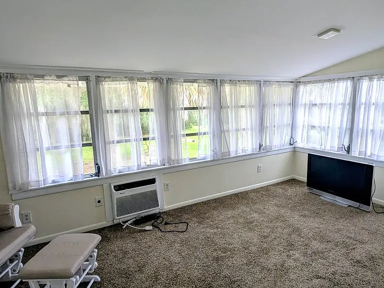 6635 SE 221st St #2 — Photo 27