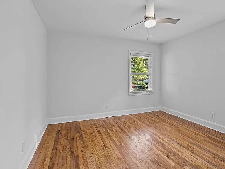 424 Peyton St — Photo 20