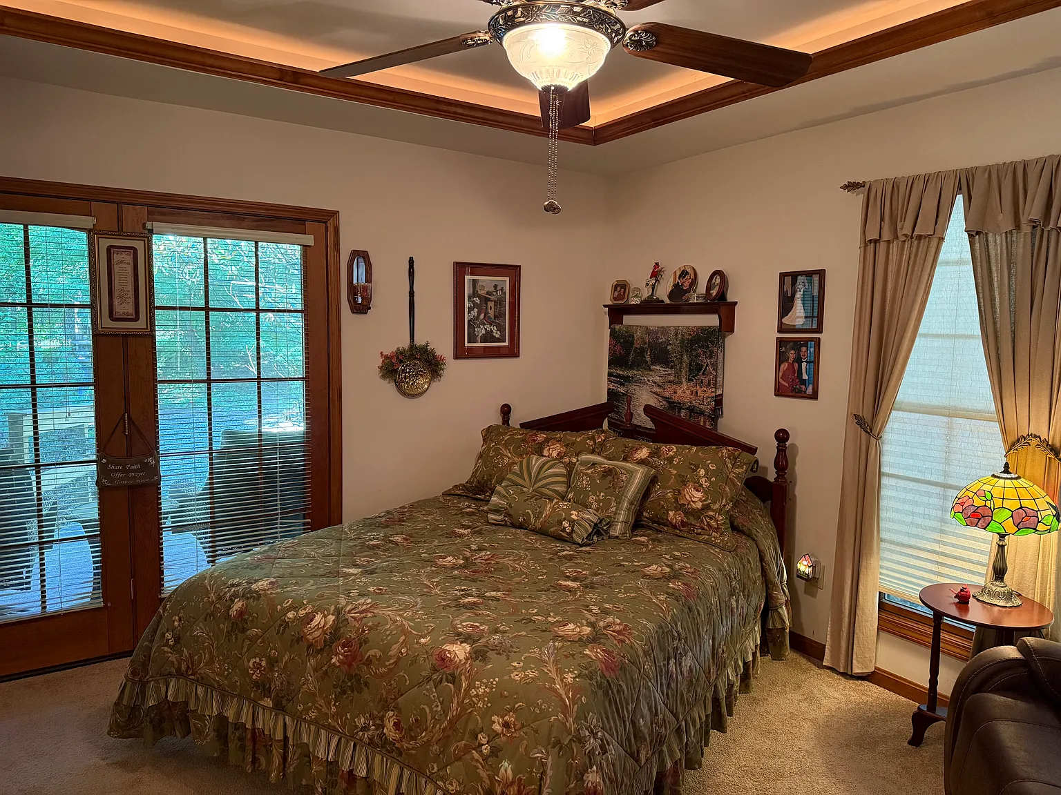 1 bed, 1100 sqft, $1,700 — Photo 4