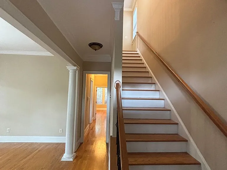 1010 Woodrow St — Photo 3