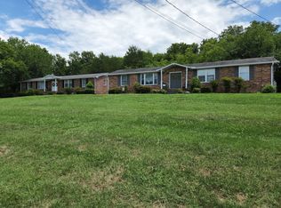 1006 Center Point Rd S #A-B, Hendersonville, TN 37075