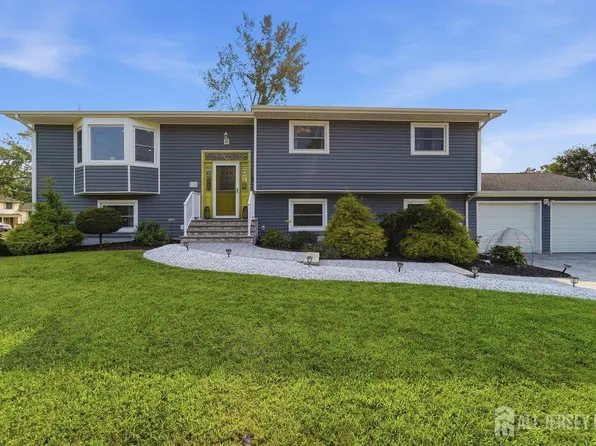 5350 Orchard St, Piscataway, NJ 08854