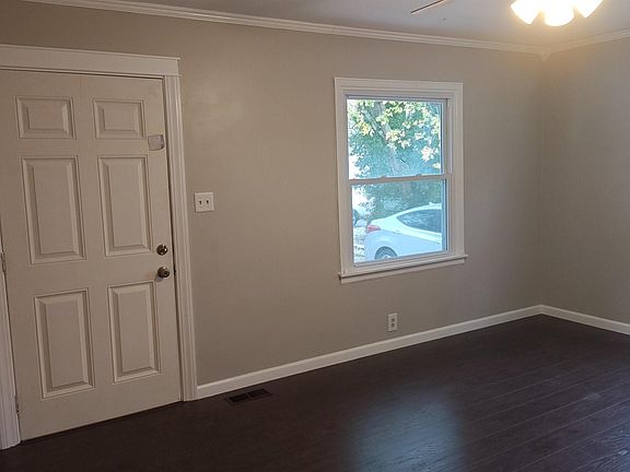 5th image of 1810 Cass Ave