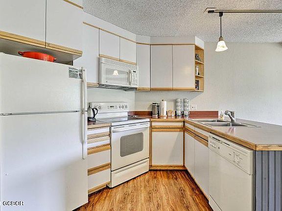 5th image of 313 Iron Horse Way #C5113