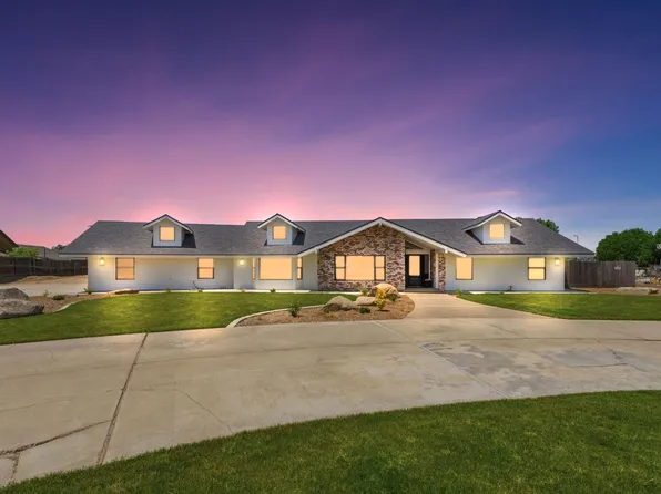 1023 N Euclid Ave, Dinuba, CA 93618