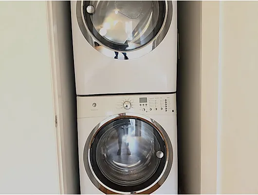 Rented by Compass | media 7