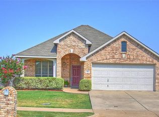 822 Cutting Horse Dr, Mansfield, TX 76063