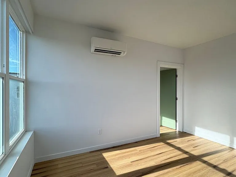 404 E Windsor Ct #1 — Photo 16