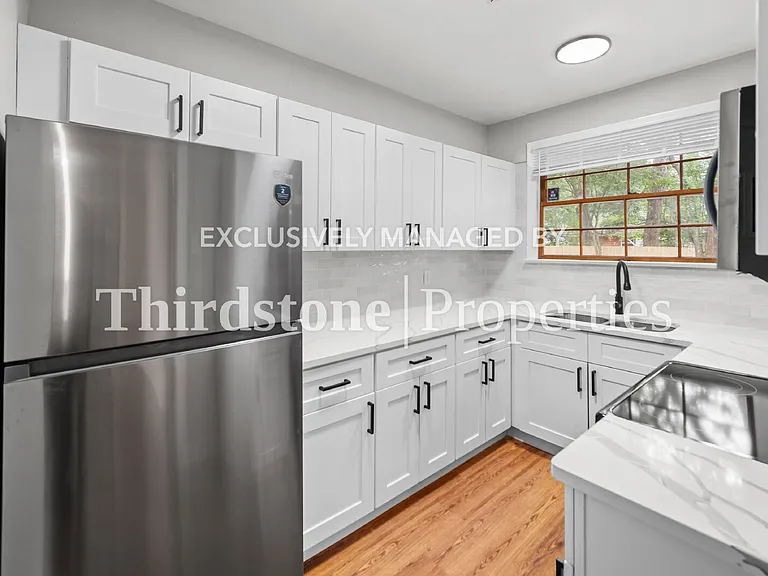 1216 Glen Laura Rd — Photo 5