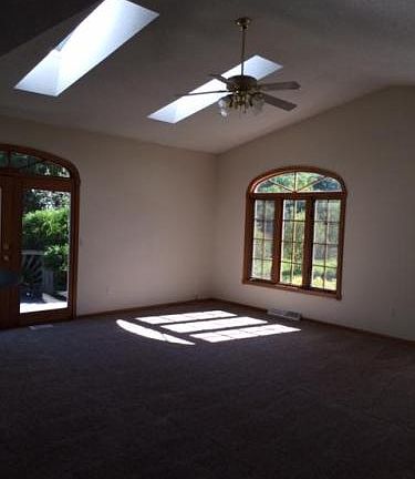 3rd image of 3311 S Elm Ave
