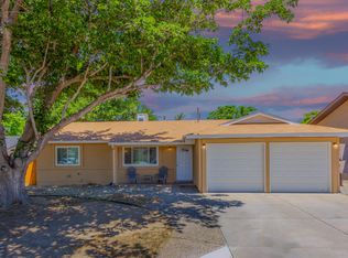 11705 Phoenix Ave NE, Albuquerque, NM 87112