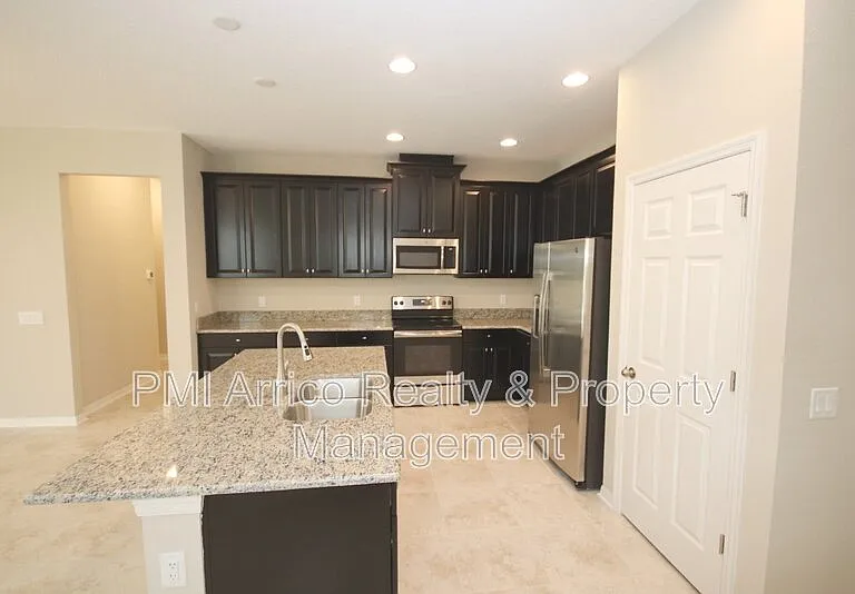 11415 Acacia Grove Ln — Photo 7