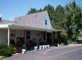 706 Liberty Rd, Dannebrog, NE 68831