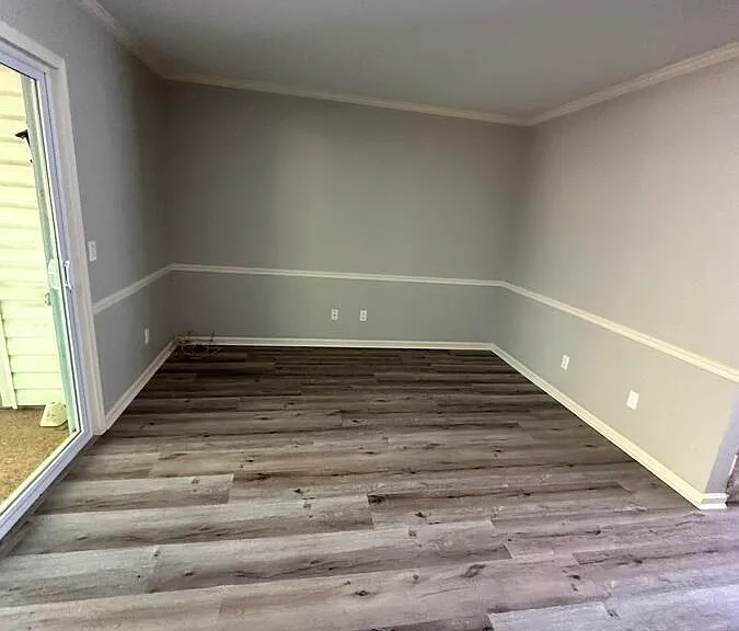 1062 Fairfax Dr — Photo 9