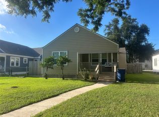 428 10th Ave N, Texas City, TX 77590